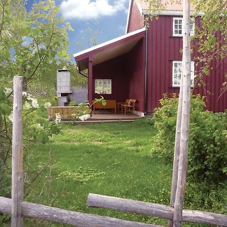 Holiday home Haug Isakplassen Heggje